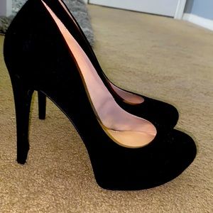 Jessica Simpson Black High Heels